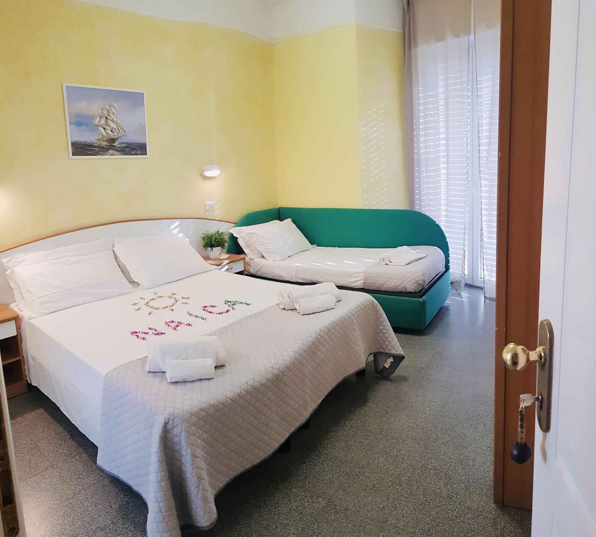 Hotel Naica Rimini Bagian luar foto
