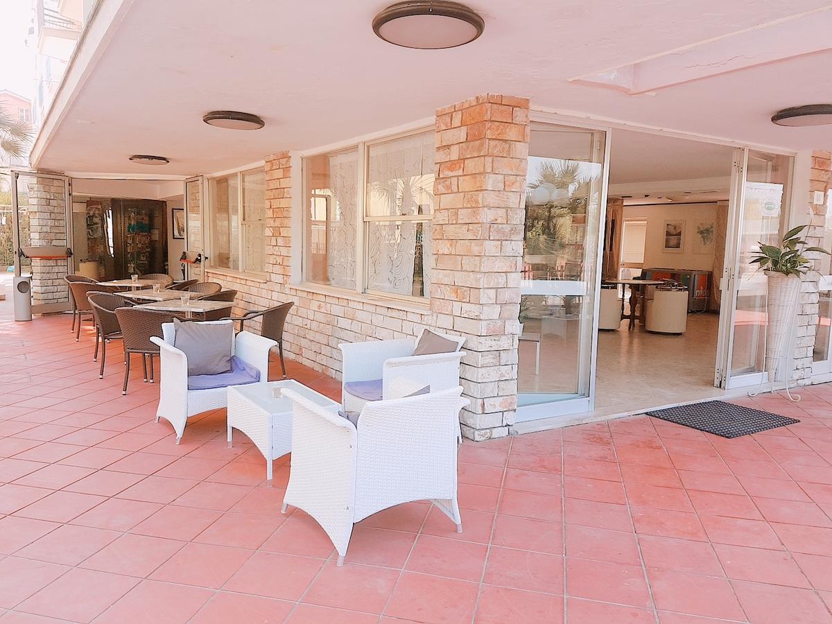 Hotel Naica Rimini Bagian luar foto