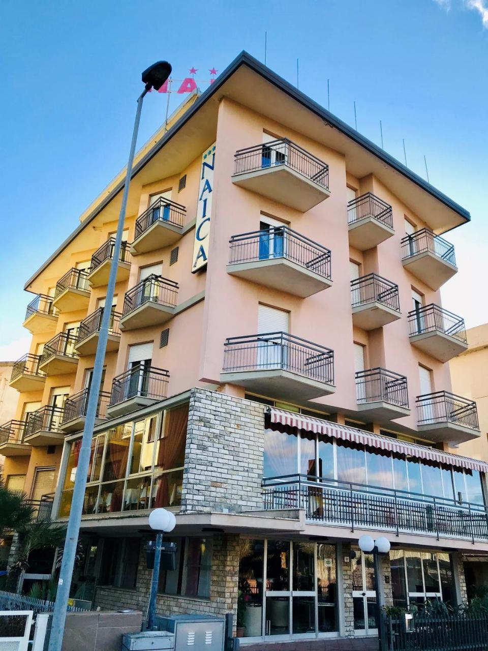 Hotel Naica Rimini Bagian luar foto